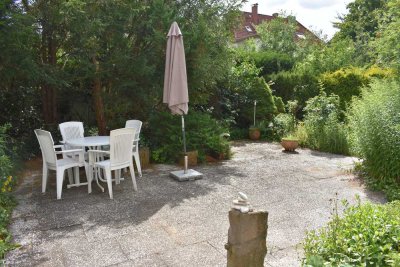 Sanierte Exclusive 4-Zimmer-Altbauwohnung mit Balkon und Garten-Nutzung in Schölerberg
