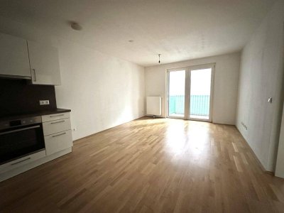 2-Zimmer-Wohnung mit Abstellraum und Balkon | Haltestelle Hopfengasse Linien 26 &amp; 36A und 36B