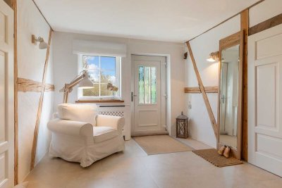 Historisches Fachwerkjuwel mit Reetdach - Exklusives Wohnerlebnis