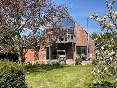 Charmantes Zweifamilienhaus mit Weitblick