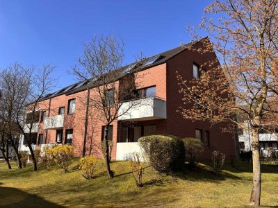 Provisionsfreie perfekt geeignete WG-Wohnung: 2 Zimmer, Balkon & Top-Lage nahe Universität