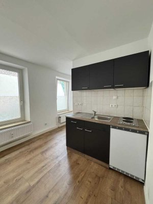 1 - Zimmer Studentenwohnung mit EBK in zentrumsnaher Lage