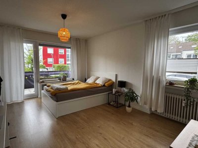 Helle und moderne 1-Zimmer-Wohnung mit großem Balkon