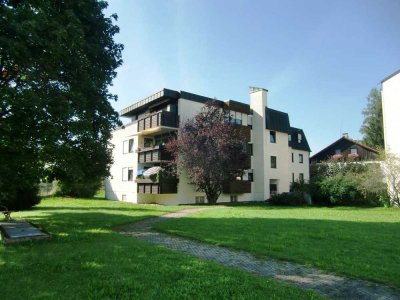 Begehrte Wohnlage! Vollmöblierte 2-Zimmer-Wohnung am Wochinger Spitz in Traunstein