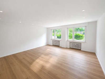 Wohnen oder investieren am Kittelbach ! Kernsanierte Singlewohnung mit Balkon und Grünblick