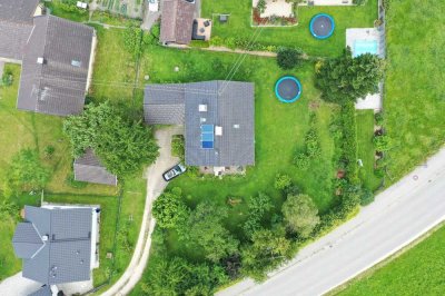 Vielseitig nutzbares großzügiges Grundstück mit Wohnhaus