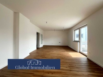 KERNSANIERT: Hervorragend geschnittene 3Z-EG-Wohnung mit Terrasse sowie 2 Garagen