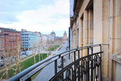 Jugendstil in zentraler Lage:  Augustaanlage!  Sehr schönes, zentrales Appartement im Altbau...!