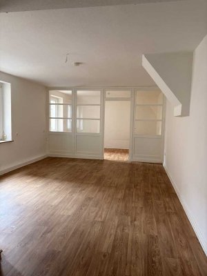 2 Raum Studio Apartment Etagenwohnung im Neben-/Hinterhaus
