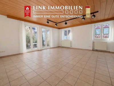 Doppelhaushälfte mit zwei Terrassen & viel Platz für die Familie!