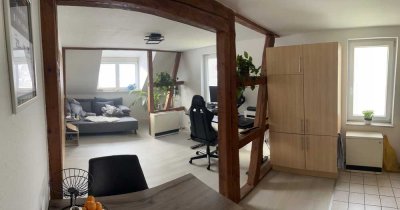 Ggf. Hausmeisterwohnung (nicht zwingend) - Helle, gut geschnittene 2-Zimmer-Wohnung mit EBK Albstadt