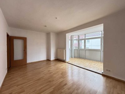 3 Raumwohnung im Stadtzentrum mit Loggia und Erker