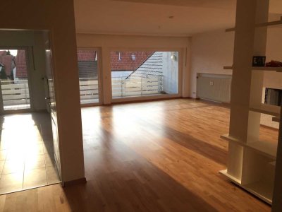 Geräumige 3-Zi-Wohnung m. Balkon im Zentrum v. Warendorf