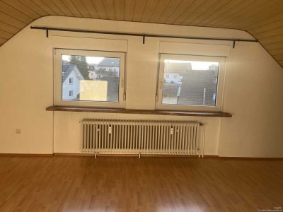 Schöne 3 Zimmer-DG-Wohnung in KA-Palmbach