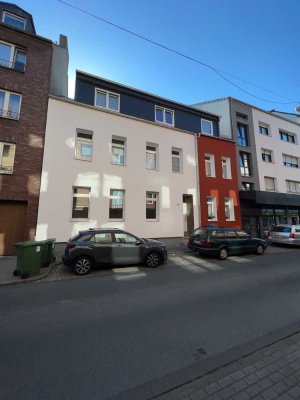 Großzügige 4 Zimmer-Wohnung mit großer Terrasse, Oberhausen