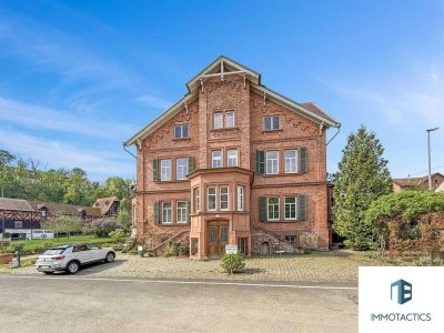 Stilvolle und geräumige 4-Zimmer-Erdgeschoss-Wohnung mit Terrasse und zusätzlichem Souterrainbereich