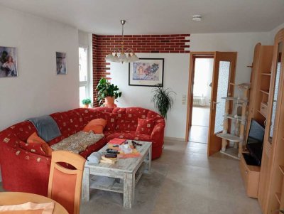 Geräumige 4-Zimmer Wohnung mit Garage in Sondelfingen