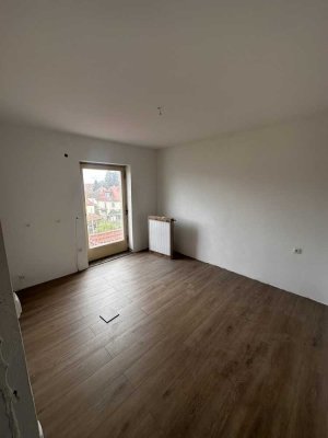 ***Frisch sanierte 2-Zimmer Wohnung***