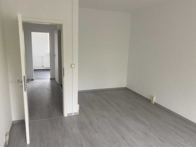NEU: 1-Raum-Wohnung mit Balkon in Neue Neustadt
