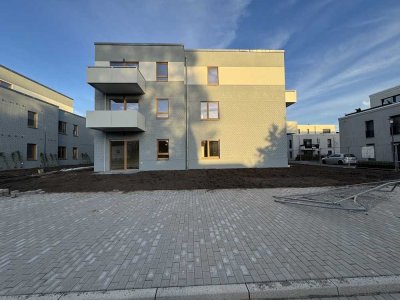 *Neubau in Altglienicke – modernes Wohnen im Grünen*