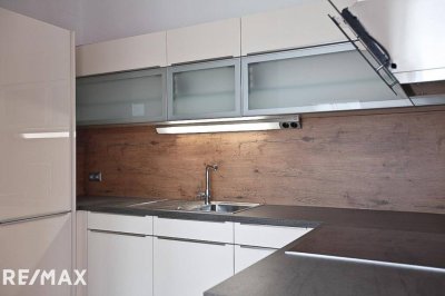 Exklusive, traumhafte Dachgeschosswohnung mit großer Terrasse