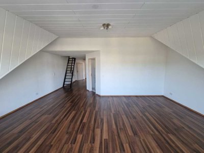 4 Zimmer Maisonette Wohnung mit Garage Balkon 2 Bäder EBK Keller von Privat Provisionsfrei