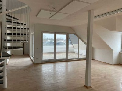 Erstbezug!  Endetagenwohnung, unverbaubarer Weitblick, ruhig und zentral gelegen