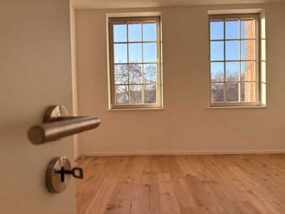 Familientraum! Erstbezug im 140m²- Maisonettewohnung mit eigenem Garten!