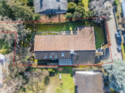 Remseck am Neckar: Exklusives Einfamilienhaus mit traumhaftem Grundstück in Hochberg!