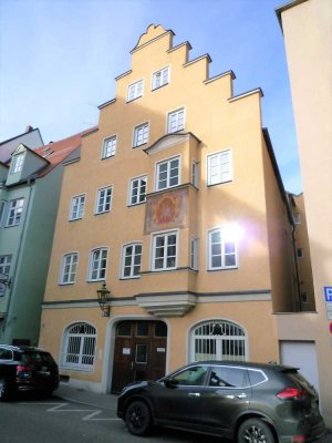 Charmante 1 ZKB in historischem Gebäude im Augsburger Domviertel