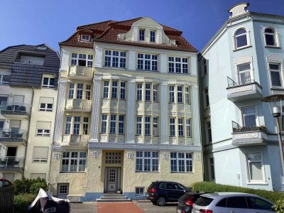 Tolle Altbauwohnung mit maritimer Wohnatmosphäre