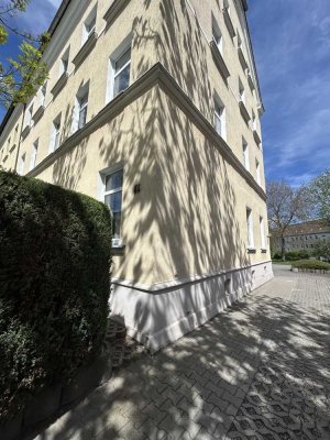 **Erstbezug nach Sanierung** Gemütliche 2-Raum Wohnung mit Einbauküche
