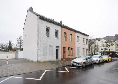 Frei werdendes Reihenmittelhaus in Top-Lage von Düsseldorf-Unterrath