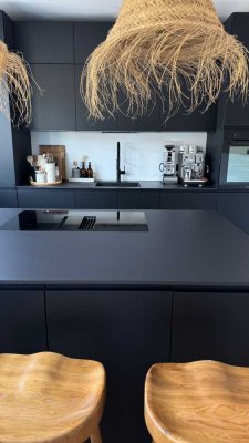 Haus im Haus - familiengerechte 4,5 Zimmerwohnung mit Balkon/ Dachterrasse, Einbauküche , 2 Bäder