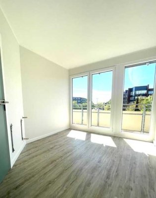 Reserviert - Schöne, sanierte 2-Zimmer-Wohnung in zentraler Lage - courtagefrei