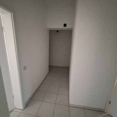 Schöne zentrale 2,5 Zimmer Wohnung in Altenbochum