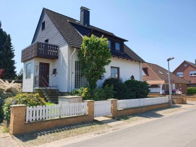 Schöne 3-Zimmer-Wohnung, Erstbezug nach Sanierung, mit Balkon und DG Zimmer in Bad Nenndorf