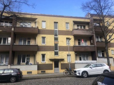Gemütliche Hochpaterre-Wohnung in absoluter Ruhiglage von Britz - Kann frei übergeben werden
