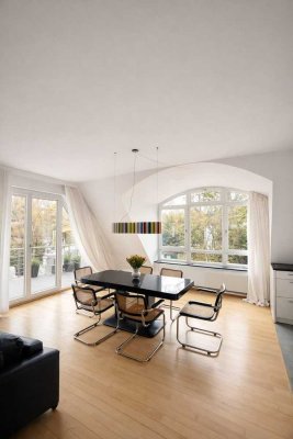 Leben wie im Haus - 142 m² am Grunewald, Stellplatz , 4 Zimmer, 2 Bäder und 2 Terrassen & Wall-Box