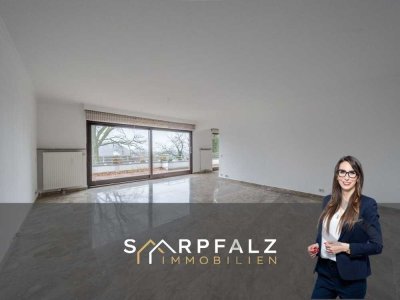 Schwarzenbach: Wohnung mit Weitblick zur Miete