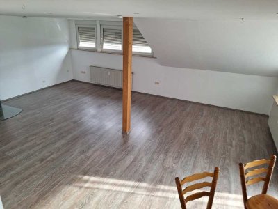 Schöne 3,5 Zi. DG-Whg. in ruhiger Lage in Massenbachhausen