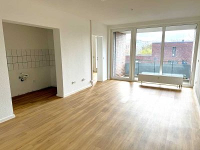 Frisch renovierte 2-Zimmer Wohnung mit Balkon in Vahrenwald !