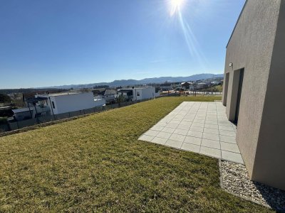Wunderschöne neuwertige großzügige Wohnung (109,85m²) mit Terrasse &amp; Garten in Fürstenfeld