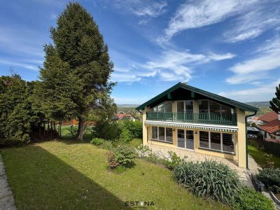 Haus mit großem Garten, Panorama und Gartenhaus