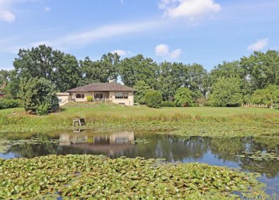 Bungalow in Stadtnähe mit großzügigem Grundstück