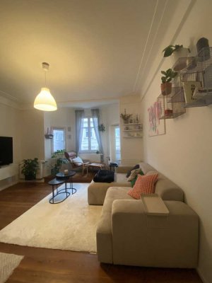 Sanierte Altbauwohnung / 3-Zimmer / Augsburg Innenstadt