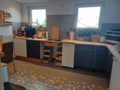 Schöne 4-Zimmer-DG-Wohnung mit Einbauküche in Biberach an der Riß