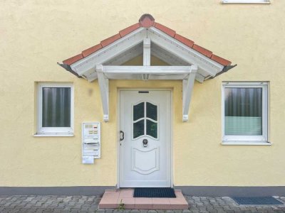 Fellheim: Attraktive 2-Zimmer-Wohnung mit Garage und Keller in ruhiger Lage