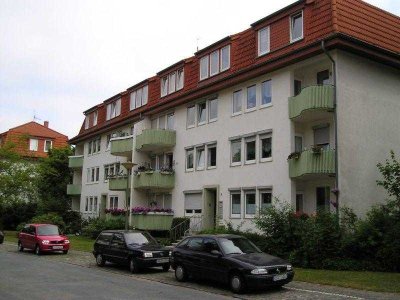 Gemütliche, kleine, renovierte 3-Zimmer-Wohnung mit Balkon!