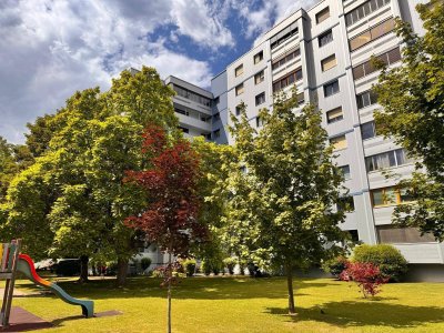 Helle 3-Zi Wohnung Erstbezug nach Renovierung